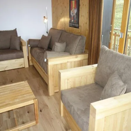 With Functional Space Apartment Veysonnaz